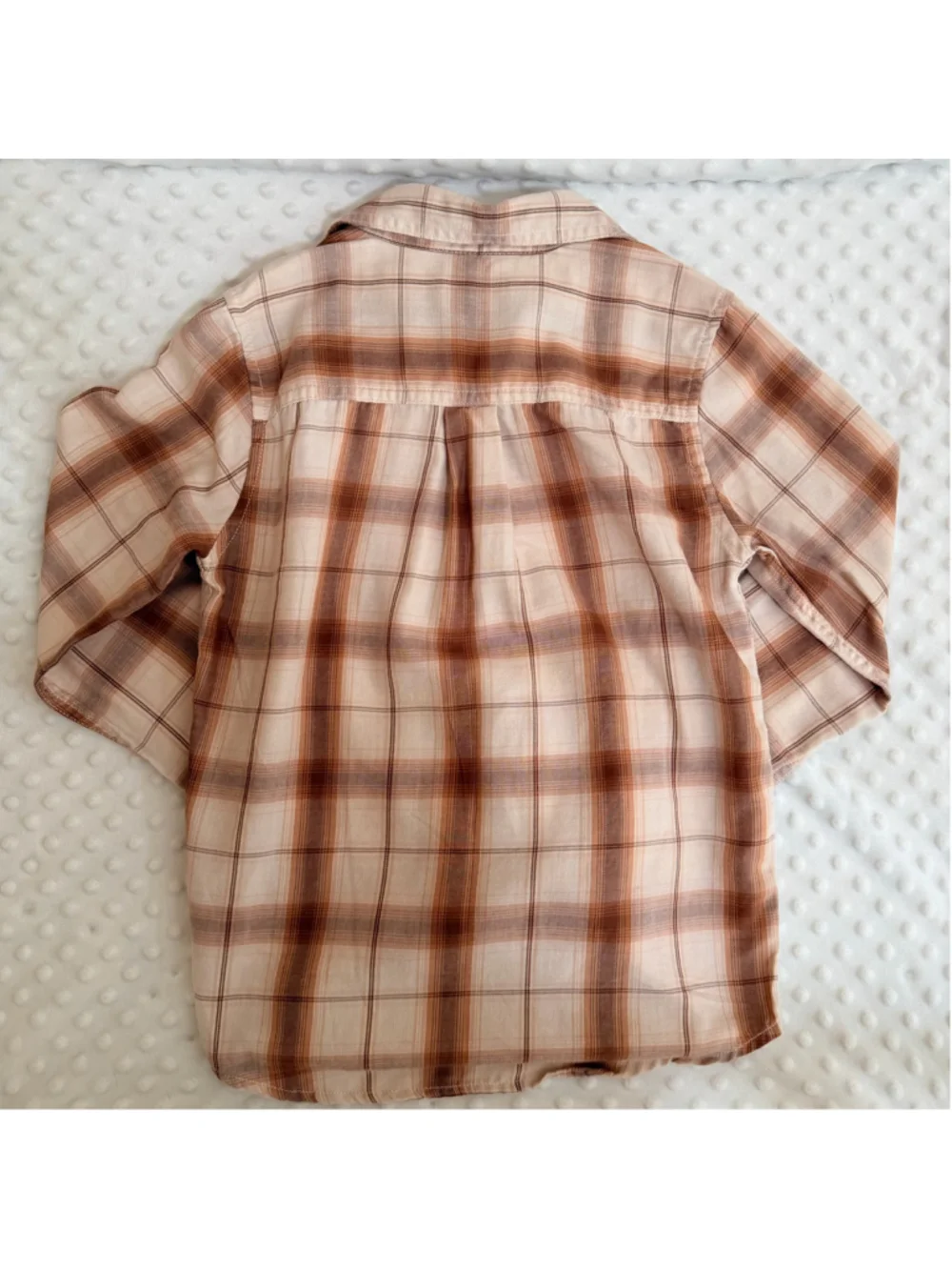 Boys The Children's Place Plaid Button Down Shirt Size 7/8 Beige Brown